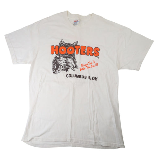 Vintage Hooters Restaurant Graphic T Shirt - L