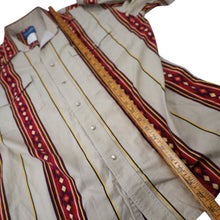 Load image into Gallery viewer, Vintage Wrangler Southwestern Print Pearl Snap Western Shirt - L