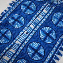 Load image into Gallery viewer, True Vintage Andrade Honolulu Loop Collar Hawaiian Shirt - M