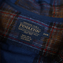 Load image into Gallery viewer, Pendleton %100 Wool Plaid Hoodie - XXS