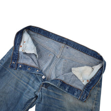 Load image into Gallery viewer, Vintage Distressed Levis 501xx USA Made Denim Jeans