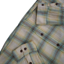 Load image into Gallery viewer, Vintage Patagonia Organic Cotton Button Up Shirt - L