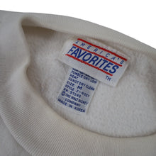 Load image into Gallery viewer, Vintage Walt Disney Embroidered Minnie Mouse Sweatshirt - WMNS M