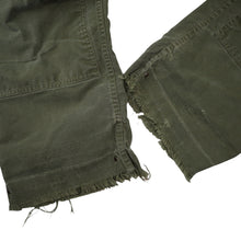 Load image into Gallery viewer, True Vintage 1967 Peerless Garments Military Trousers - S
