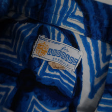 Load image into Gallery viewer, True Vintage Andrade Honolulu Loop Collar Hawaiian Shirt - M