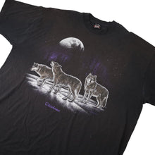 Load image into Gallery viewer, Vintage Wolf Night Scene Graphic T Shirt - XXL