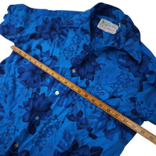 Load image into Gallery viewer, True Vintage 60s Waikiki Wear by Duke of Hollywood Hawaiian Shirt - M