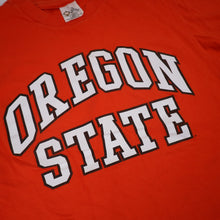 Load image into Gallery viewer, Vintage Oregon State Spellout Graphic T Shirt - L