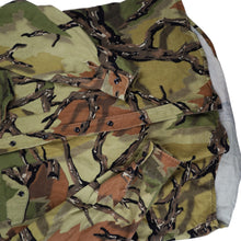 Load image into Gallery viewer, Vintage Predator Camo Shirt Jacket - XL