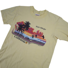 Load image into Gallery viewer, Vintage '82 San Diego California Graphic Tourist T Shirt - M