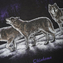 Load image into Gallery viewer, Vintage Wolf Night Scene Graphic T Shirt - XXL