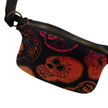 Load image into Gallery viewer, Vintage Pendleton Sugar Skull Wool Cross Body Bag - OS