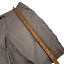 Load image into Gallery viewer, Mountain Hardwear Belted Adventure Shorts - XL