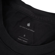 Load image into Gallery viewer, Rare Apple Every Store Location Employee T Shirt - S