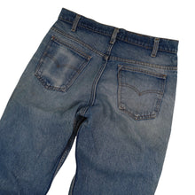 Load image into Gallery viewer, Vintage Levi's 505 USA Made Denim Jeans - 34"x30"