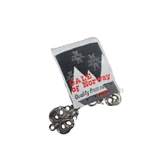 Load image into Gallery viewer, Vintage Dale of Norway Snowflake Design Clasp Sweater - WMNS L