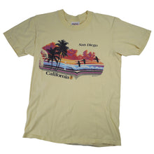 Load image into Gallery viewer, Vintage '82 San Diego California Graphic Tourist T Shirt - M