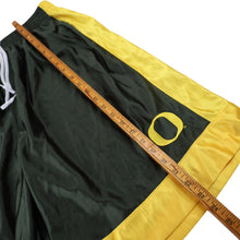 Load image into Gallery viewer, Vintage Nike University of Oregon Ducks Basketball Shorts - XL