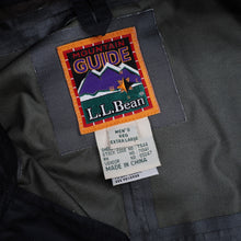 Load image into Gallery viewer, Vintage L.L.Bean Mountain Guide Goretex Adventure Jacket - M