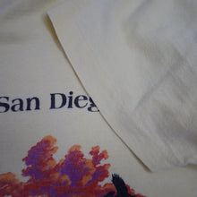Load image into Gallery viewer, Vintage '82 San Diego California Graphic Tourist T Shirt - M