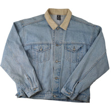 Load image into Gallery viewer, Vintage Looney Tunes "Thats all Folks" Denim Jacket - L