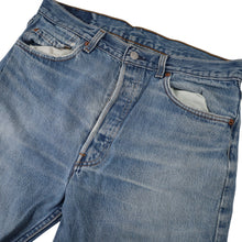 Load image into Gallery viewer, Vintage Levis 501 Denim Jeans - 34"x32"