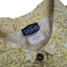 Load image into Gallery viewer, Vintage Patagonia Organic Cotton Allover Print Casual Shirt - S