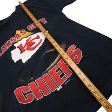 Load image into Gallery viewer, Vintage Starter Kansas City Chiefs Graphic T Shirt - M