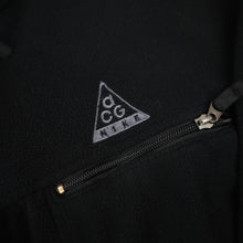 Load image into Gallery viewer, Vintage Nike ACG 1/2 Zip Fleece Sweater - S