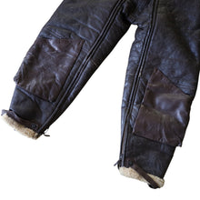 Load image into Gallery viewer, Vintage WWII BuAero US Navy M-446 Sheep Skin Shearling Bomber Trousers - L