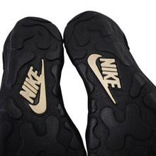 Load image into Gallery viewer, Vintage 1994 Nike Aqua Socks Water Shoes - M7