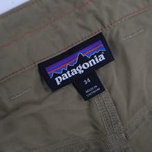 Load image into Gallery viewer, Patagonia Casual Adventure Shorts - 34"