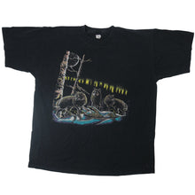 Load image into Gallery viewer, Vintage Wolf Night Scene Graphic T Shirt - XL