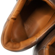 Load image into Gallery viewer, M. Gemi Italian Leather Quilted Sneakers- M10