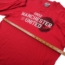 Load image into Gallery viewer, Vintage Nike Manchester United Long Sleeve Graphic T Shirt - M