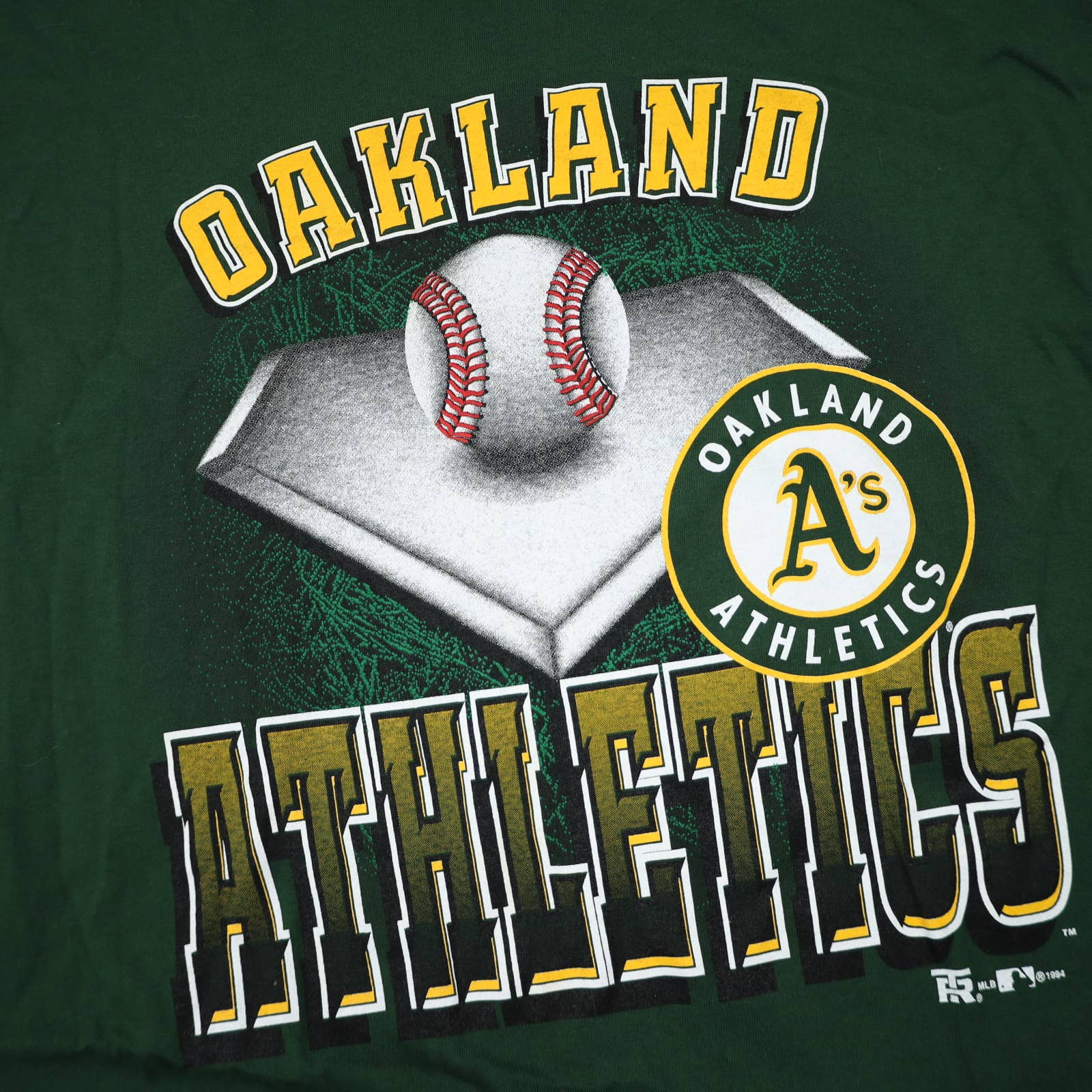 Vintage Oakland Athletics Graphic T Shirt - XL – Jak of all Vintage