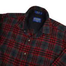 Load image into Gallery viewer, Pendleton %100 Wool Lodge Shirt - M