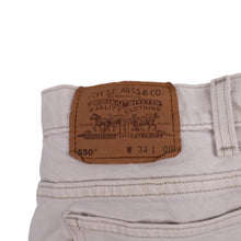 Load image into Gallery viewer, Vintage levis 550 Orange Tab Denim Shorts - 34"