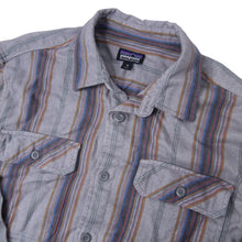 Load image into Gallery viewer, Patagonia Organic Cotton Flannel Shirt- M