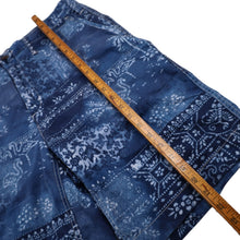 Load image into Gallery viewer, Polo Ralph Lauren Bandana Print Casual Shorts - 33"