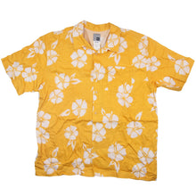 Load image into Gallery viewer, Vintage Quick Silver Tropical Button Down Hawaiian Shirt - XL