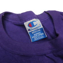 Load image into Gallery viewer, Vintage Champion Los Angeles Lakers Graphic T Shirt