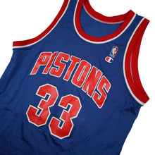 Load image into Gallery viewer, Vintage Champion Detroit Pistons #33 Grant Hill Jersey - L
