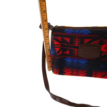 Load image into Gallery viewer, Vintage Pendleton Southwestern Aztec Print Wool Purse - OS