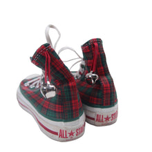 Load image into Gallery viewer, Vintage Converse Chuck Taylor Christmas Edition Sneakers - W5/M3