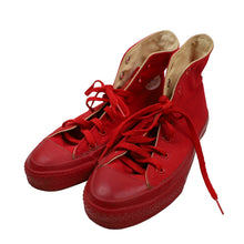 Load image into Gallery viewer, Vintage Converse Chuck Traylor USA Made Sneakers - M4/W6