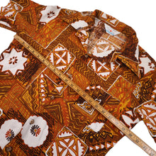 Load image into Gallery viewer, Vintage JC Penny Bark Cloth Hawaiian Shirt - M