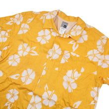Load image into Gallery viewer, Vintage Quick Silver Tropical Button Down Hawaiian Shirt - XL