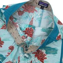 Load image into Gallery viewer, Patagonia Tropical Floral Hybrid Shorts - 28"