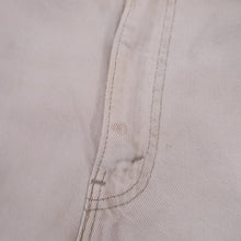 Load image into Gallery viewer, Vintage levis 550 Orange Tab Denim Shorts - 34"